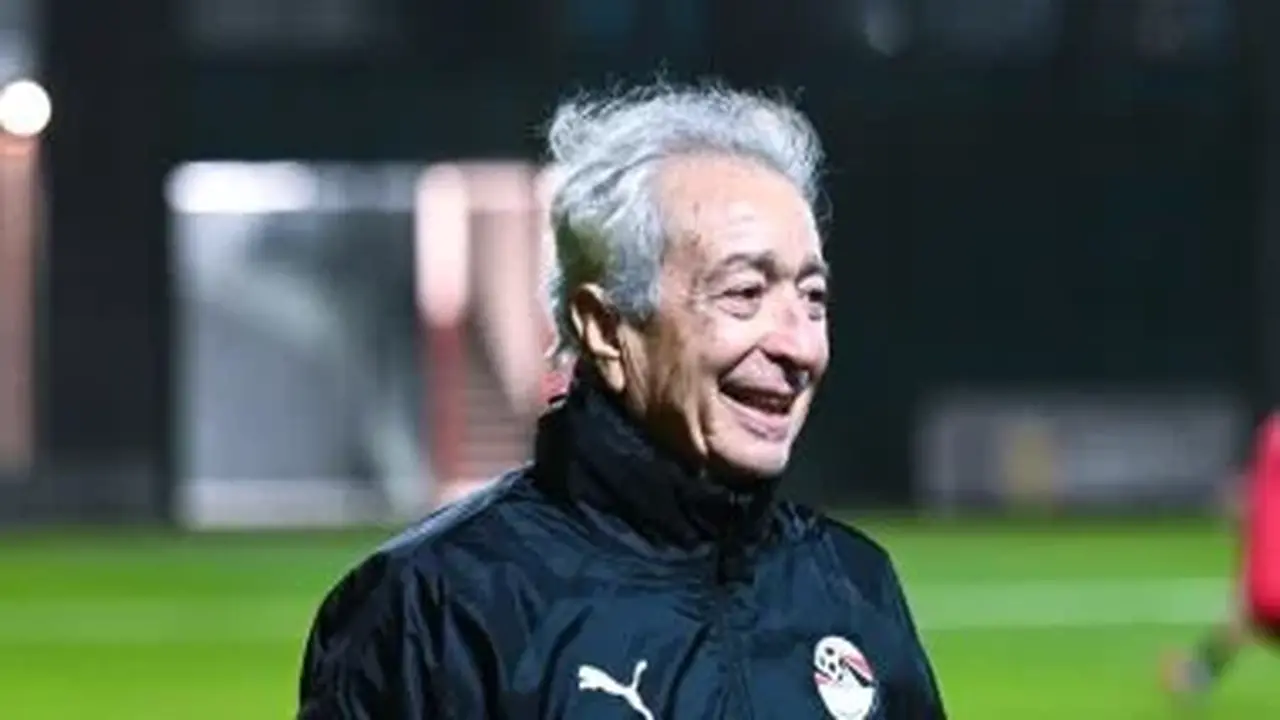 حلمى طولان يتحمل كامل المسؤولية ويعتذر لجماهير مصر عن الأداء الأخير